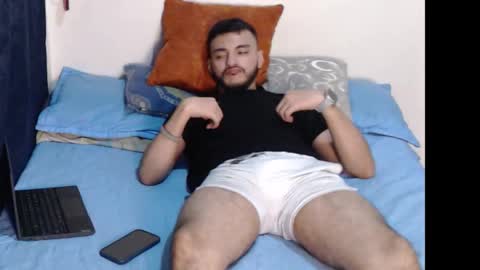 santiexxx online show from October 11, 2025, 3:39 am