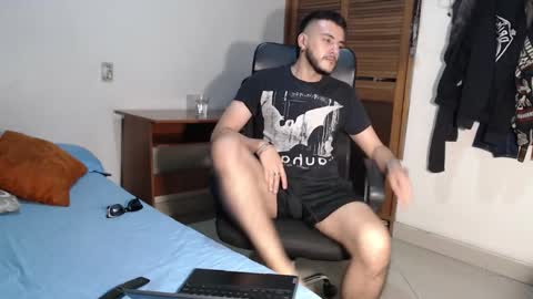 santiexxx online show from October 20, 2025, 3:29 am