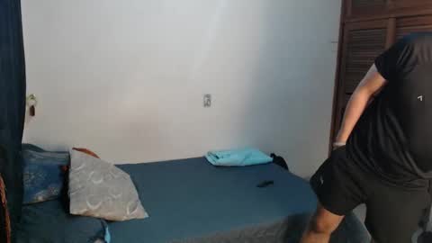 santiexxx online show from November 5, 2025, 2:11 am