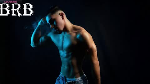 Snapshot of santin_seans chatting on November 26, 2025, 12:17 pm Santiago Seans online show from November 26, 2025, 12:17 pm