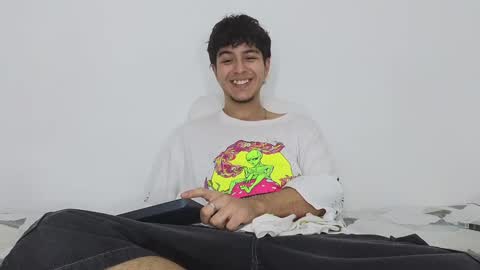 Snapshot of santybig18 chatting on January 7, 2025, 5:43 am santybig18 online show from January 7, 2025, 5:43 am