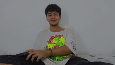 Snapshot of santybig18 chatting on February 7, 2025, 1:47 am santybig18 online show from February 7, 2025, 1:47 am