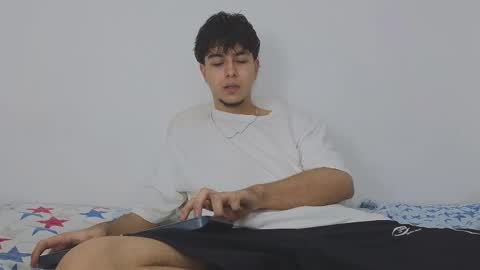 Snapshot of santybig18 chatting on March 8, 2025, 1:06 am santybig18 online show from March 8, 2025, 1:06 am