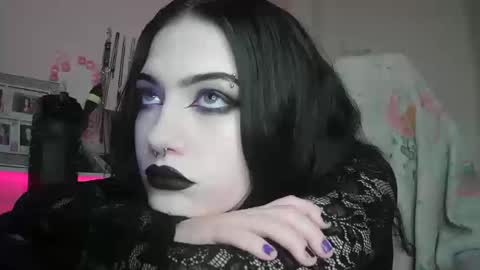 Sapphire online show from October 11, 2025, 9:46 pm