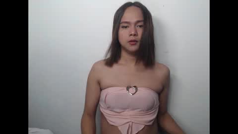 Snapshot of sapiosexualasiantrans chatting on October 19, 2025, 5:35 pm Casey online show from October 19, 2025, 5:35 pm