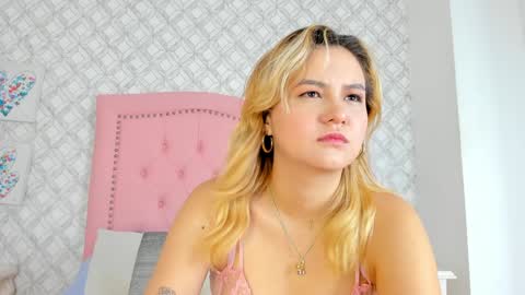 Sara online show from February 4, 2025, 3:44 am