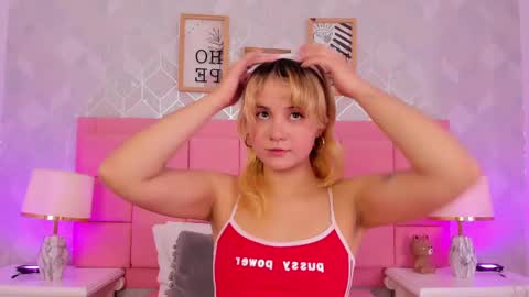 Sara online show from February 17, 2025, 3:36 am