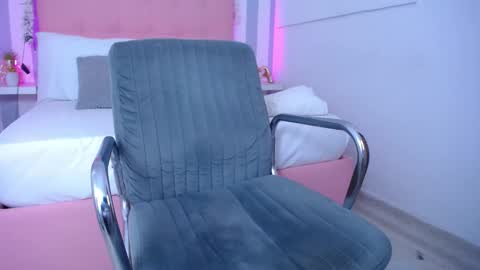 Sara... online show from March 5, 2025, 12:05 am