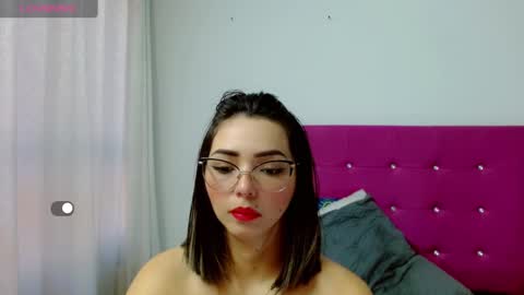 Snapshot of sara_arias00 chatting on September 23, 2025, 1:25 pm Sara online show from September 23, 2025, 1:25 pm