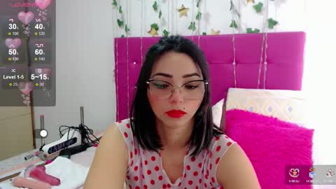 Snapshot of sara_arias00 chatting on October 13, 2025, 1:44 pm Sara online show from October 13, 2025, 1:44 pm