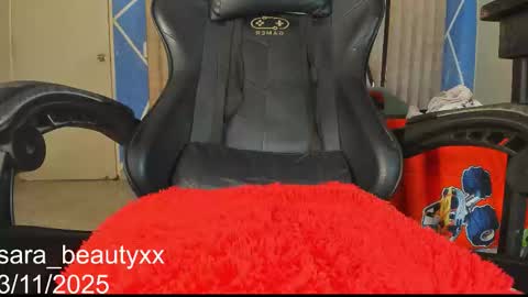 I am Sofia GEMINIS  online show from November 3, 2025, 3:13 pm