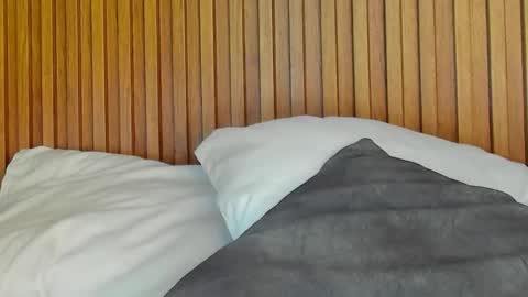 Sara online show from February 10, 2025, 10:30 pm