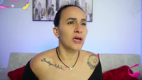 Snapshot of sara_charmy chatting on November 16, 2025, 11:27 am online show from November 16, 2025, 11:27 am