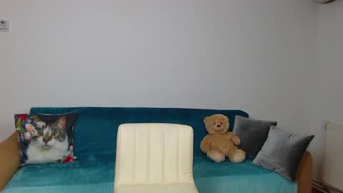 Snapshot of sara_daisy chatting on January 22, 2025, 9:10 pm Im Sara I am happy to be here  online show from January 22, 2025, 9:10 pm