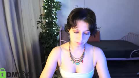 Sarah online show from November 6, 2025, 6:36 am