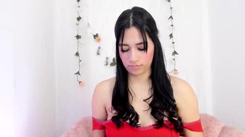 Snapshot of sara_kurt chatting on March 7, 2025, 12:34 pm Sara online show from March 7, 2025, 12:34 pm