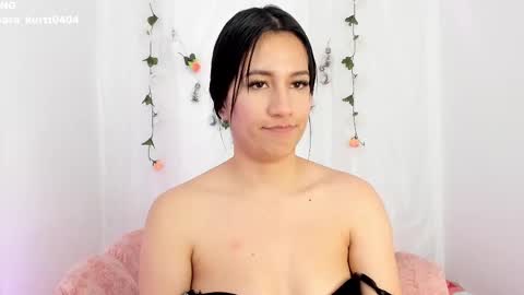 Snapshot of sara_kurt chatting on March 11, 2025, 5:57 pm Sara online show from March 11, 2025, 5:57 pm