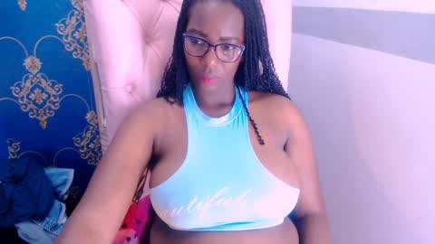 Snapshot of sara_marks chatting on January 25, 2025, 12:58 pm S A R A online show from January 25, 2025, 12:58 pm