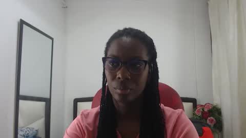 Snapshot of sara_marks chatting on November 10, 2025, 11:09 am S A R A online show from November 10, 2025, 11:09 am