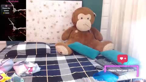 Snapshot of sara_marks chatting on November 22, 2025, 11:20 am S A R A online show from November 22, 2025, 11:20 am