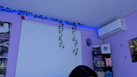 Snapshot of sara_mendez2_ chatting on January 15, 2025, 2:38 am Sara Mendez online show from January 15, 2025, 2:38 am