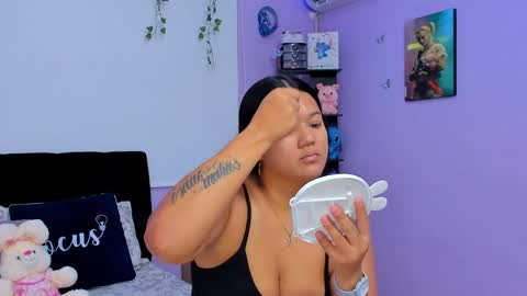 Snapshot of sara_mendez2_ chatting on January 25, 2025, 11:32 pm Sara Mendez online show from January 25, 2025, 11:32 pm