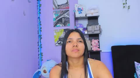 Snapshot of sara_mendez2_ chatting on February 27, 2025, 10:42 pm Sara Mendez online show from February 27, 2025, 10:42 pm
