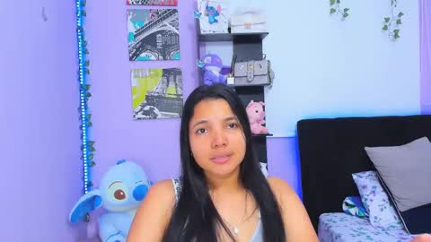 Snapshot of sara_mendez2_ chatting on March 1, 2025, 11:04 pm Sara Mendez online show from March 1, 2025, 11:04 pm