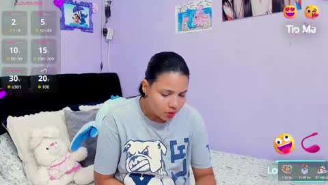 Snapshot of sara_mendez2_ chatting on November 2, 2025, 10:56 pm Sara Mendez online show from November 2, 2025, 10:56 pm