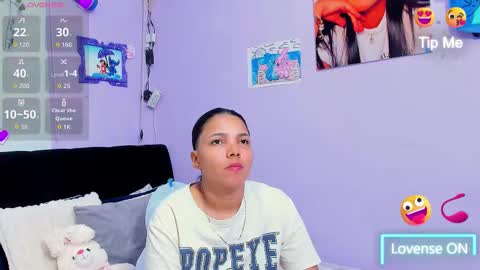 Snapshot of sara_mendez2_ chatting on November 14, 2025, 11:24 pm Sara Mendez online show from November 14, 2025, 11:24 pm