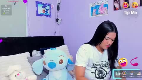 Snapshot of sara_mendez2_ chatting on November 16, 2025, 12:16 am Sara Mendez online show from November 16, 2025, 12:16 am