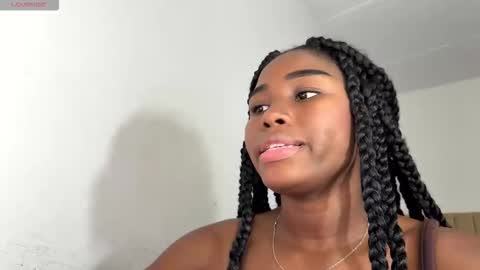 Sara online show from November 23, 2025, 4:23 am