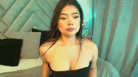 sara_owens7 online show from December 15, 2025, 1:54 am