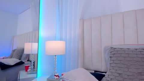 sara_sanders online show from November 15, 2025, 9:11 pm