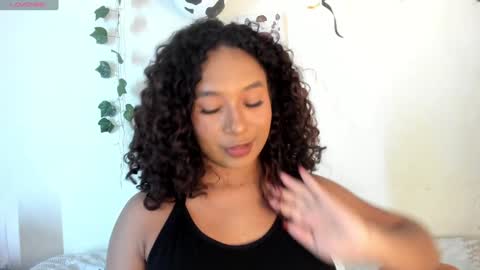 Snapshot of sara_sophiee chatting on December 15, 2024, 5:56 am sara sofia online show from December 15, 2024, 5:56 am