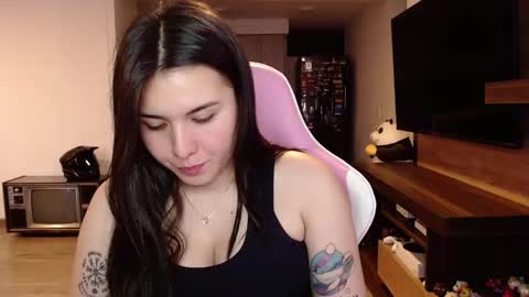 Snapshot of sara_sunrise_ chatting on December 5, 2024, 6:11 pm Sara online show from December 5, 2024, 6:11 pm