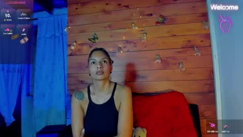 Snapshot of sara_thompson01 chatting on October 17, 2025, 2:15 am SARA online show from October 17, 2025, 2:15 am