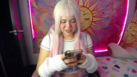 Snapshot of sara_winehouse1 chatting on November 14, 2025, 4:11 am 1 online show from November 14, 2025, 4:11 am