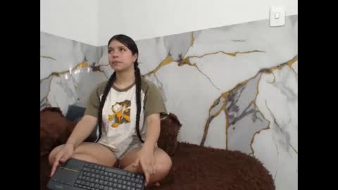 sara and thomas online show from November 6, 2025, 9:37 pm