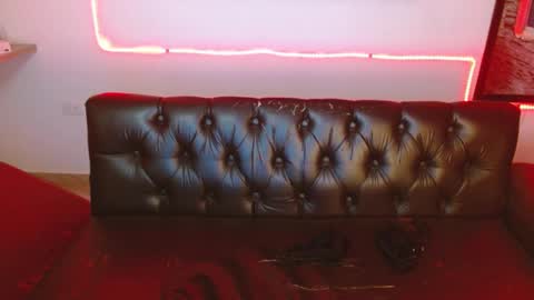 Snapshot of saraapril_1 chatting on January 8, 2025, 10:16 pm SARAHGIL online show from January 8, 2025, 10:16 pm