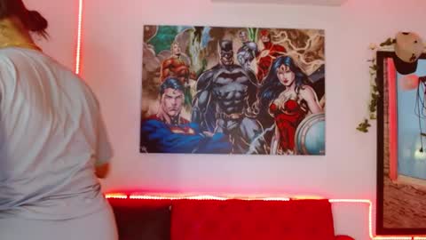 Snapshot of saraapril_1 chatting on January 21, 2025, 8:32 pm SARAHGIL online show from January 21, 2025, 8:32 pm