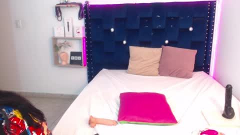 Snapshot of saraapril_1 chatting on January 29, 2025, 11:04 pm SARAHGIL online show from January 29, 2025, 11:04 pm