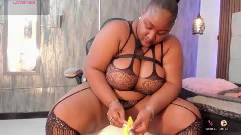 Snapshot of saraby_blandon chatting on October 22, 2025, 10:37 am online show from October 22, 2025, 10:37 am