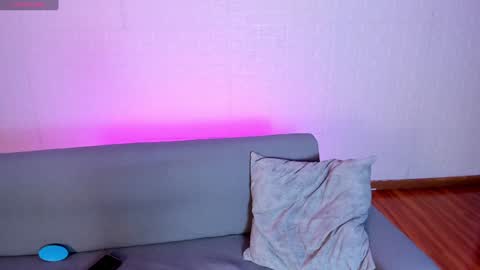 Sara  Everyday From 1430 to 2130 Col Time online show from December 5, 2024, 9:39 pm