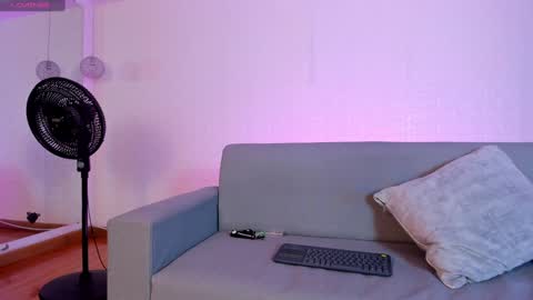 Sara  Everyday From 1430 to 2130 Col Time online show from December 6, 2024, 12:45 am