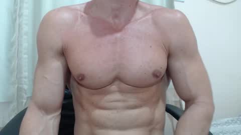 saradorj92 online show from November 15, 2025, 5:27 am