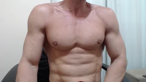 saradorj92 online show from November 26, 2025, 4:19 pm