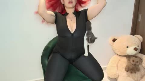 Snapshot of saraevil chatting on November 9, 2025, 4:55 am Sara online show from November 9, 2025, 4:55 am