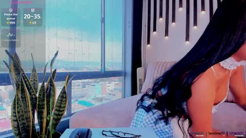 Snapshot of saragrey31 chatting on December 13, 2024, 2:49 pm Sara Grey online show from December 13, 2024, 2:49 pm