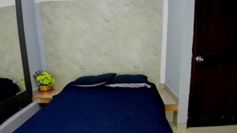 Sarah online show from December 18, 2025, 11:38 am